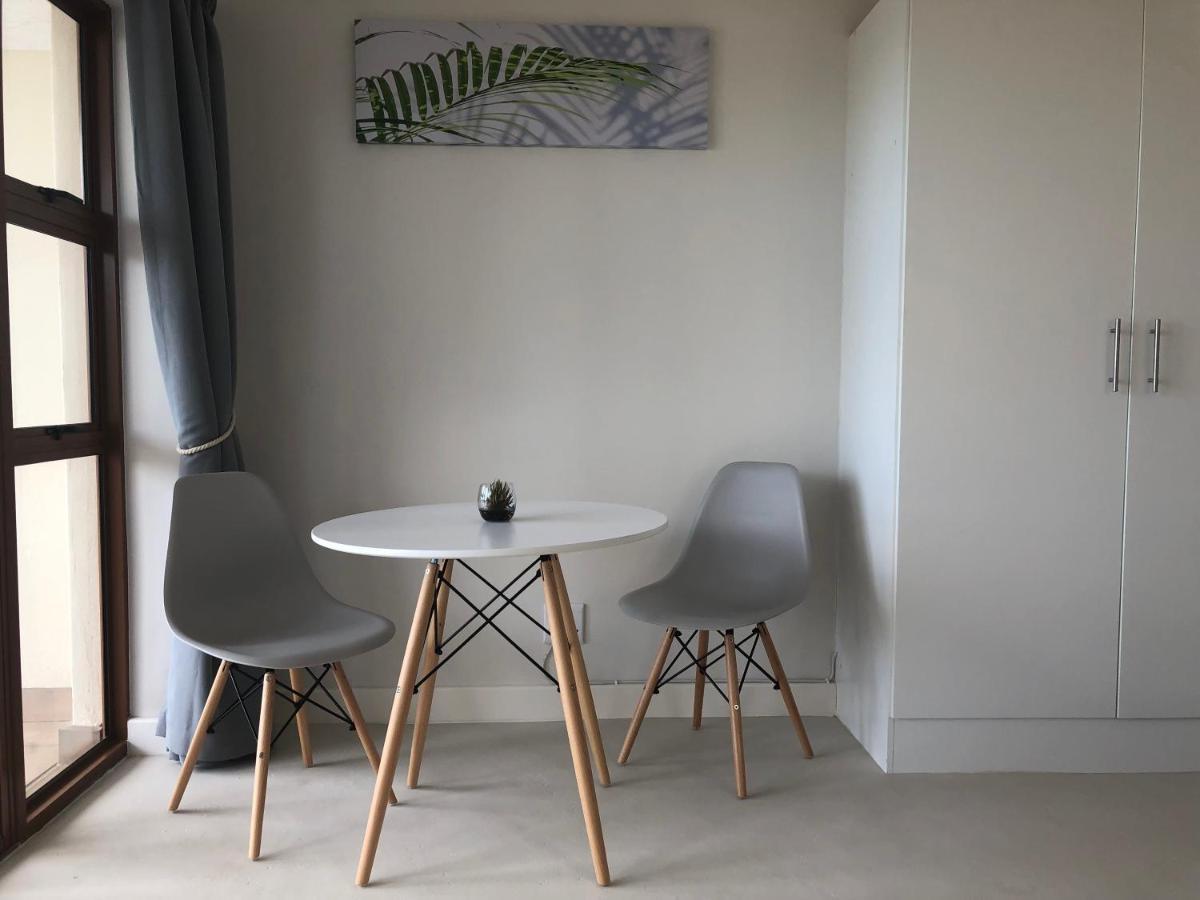 The Tides Bed & Breakfast Simonʼs Town Екстериор снимка