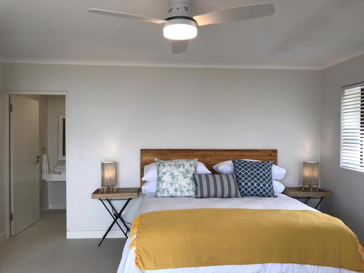 The Tides Bed & Breakfast Simonʼs Town Екстериор снимка